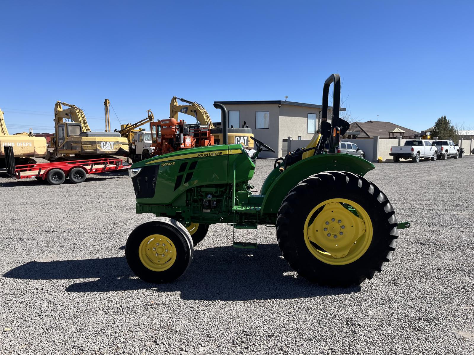 ./imagenes/INVOICE/2019/18009/JOHN DEERE 5050E (13).JPG